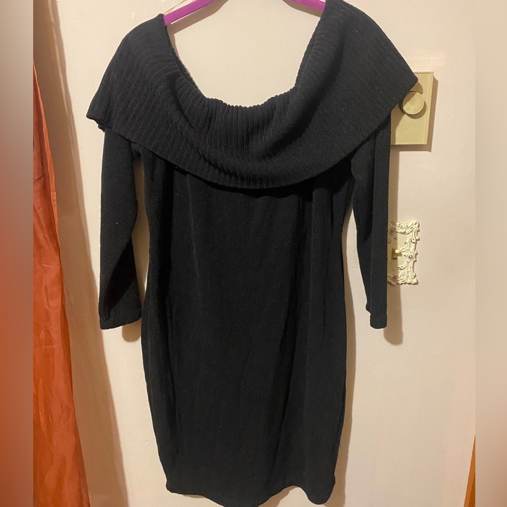 Black, plus size (1x) bodycon, some wear